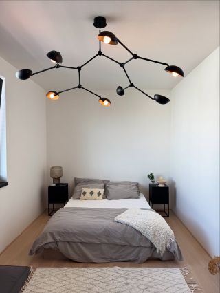 Inspirativní ochutnávka z interiéru, který právě dokončujeme a brzy se s Vámi podělíme o finální výsledek naší práce. 🤎...